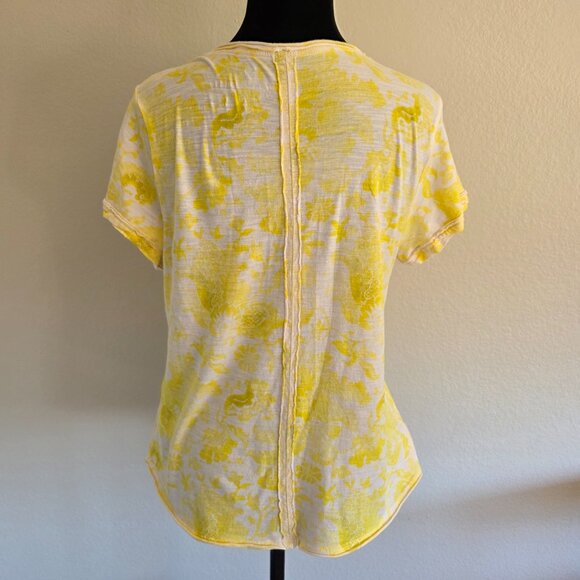 Anthropologie Pilcro Yellow White Abstract V-Neck Lightweight Boho Top Tee Sz MP - Picture 6 of 8